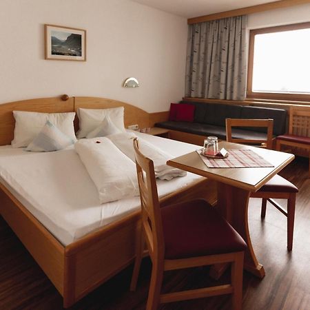 Pension Truya - Hof Fiss Dış mekan fotoğraf
